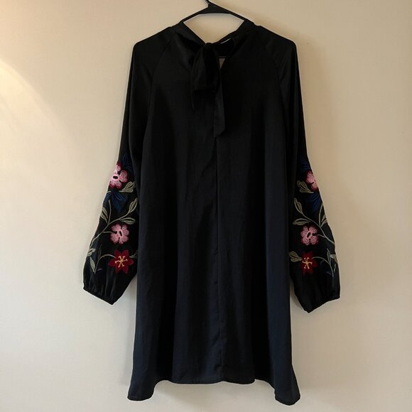 Altar'd State Black Dark Bohemian Embroidered Dress Size L - Picture 1 of 4
